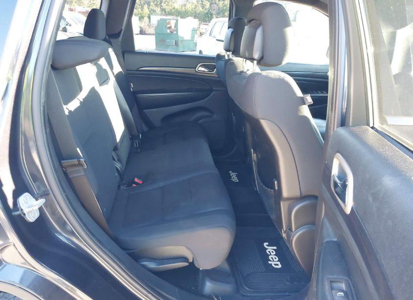 Photo 8 of 2014 Jeep Grand CHEROKEE LAREDO (VIN 1C4RJFAG4EC130856)