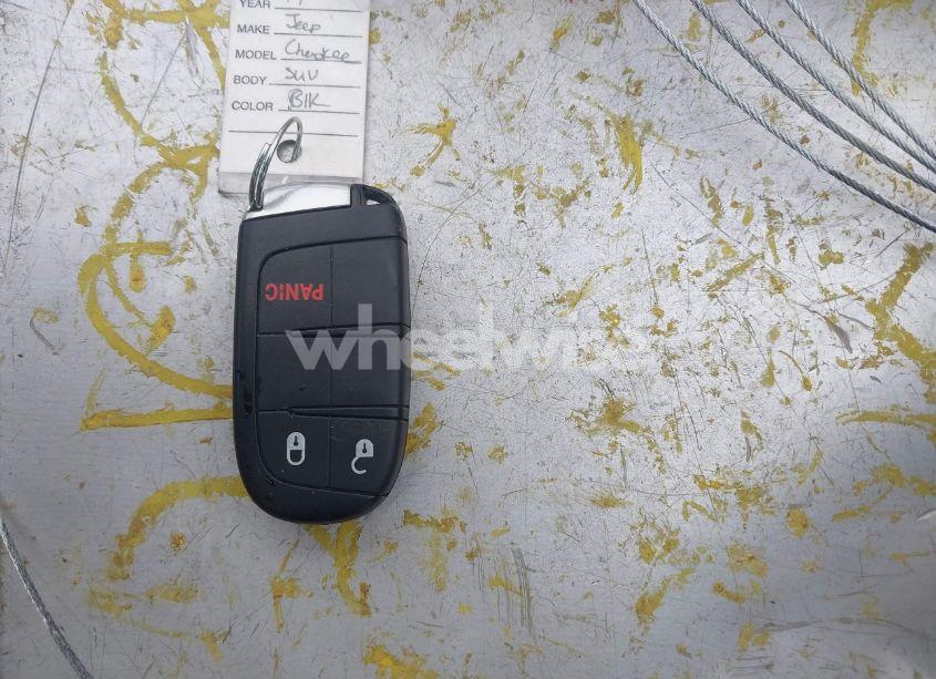 Photo 11 of 2014 Jeep Grand CHEROKEE LAREDO (VIN 1C4RJFAG4EC242220)