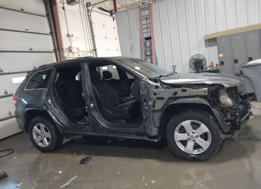 Photo 13 of 2014 Jeep Grand CHEROKEE LAREDO (VIN 1C4RJFAG4EC458679)