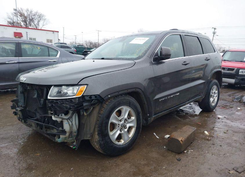 Photo 2 of 2015 Jeep Grand CHEROKEE LAREDO (VIN 1C4RJFAG4FC102654)