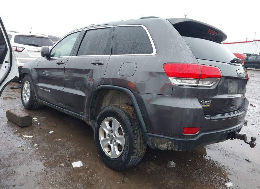 Photo 3 of 2015 Jeep Grand CHEROKEE LAREDO (VIN 1C4RJFAG4FC102654)