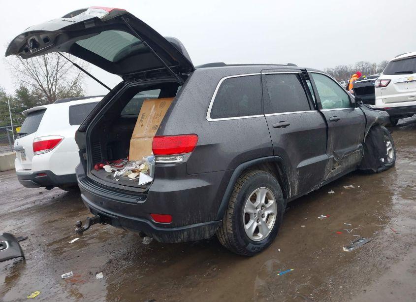 Photo 4 of 2015 Jeep Grand CHEROKEE LAREDO (VIN 1C4RJFAG4FC102654)