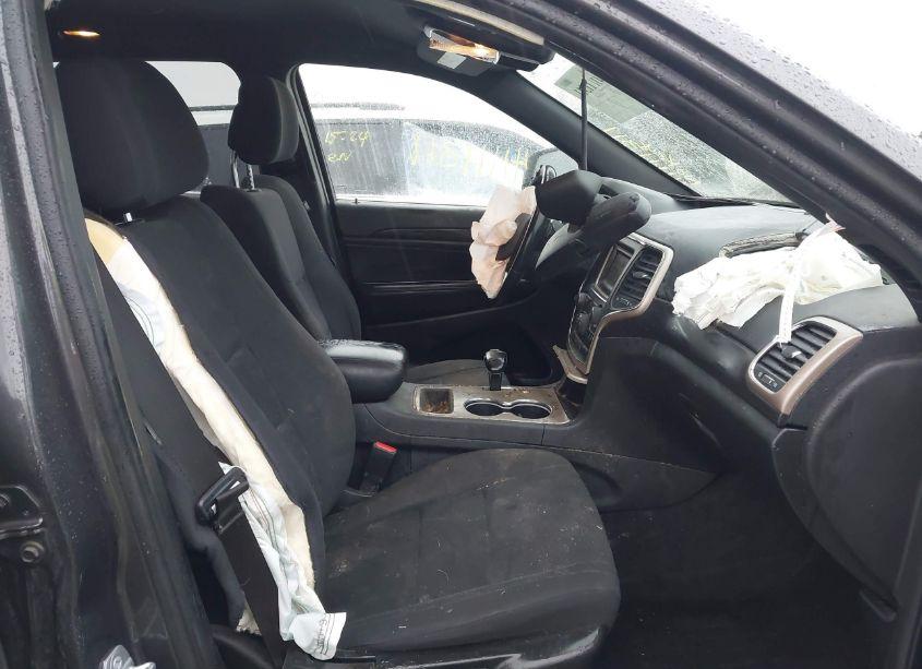 Photo 5 of 2015 Jeep Grand CHEROKEE LAREDO (VIN 1C4RJFAG4FC102654)