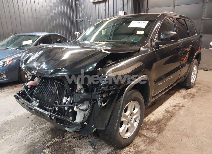 Photo 2 of 2015 Jeep Grand CHEROKEE LAREDO (VIN 1C4RJFAG4FC158187)