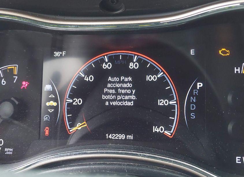 Photo 15 of 2015 Jeep Grand CHEROKEE LAREDO (VIN 1C4RJFAG4FC173532)