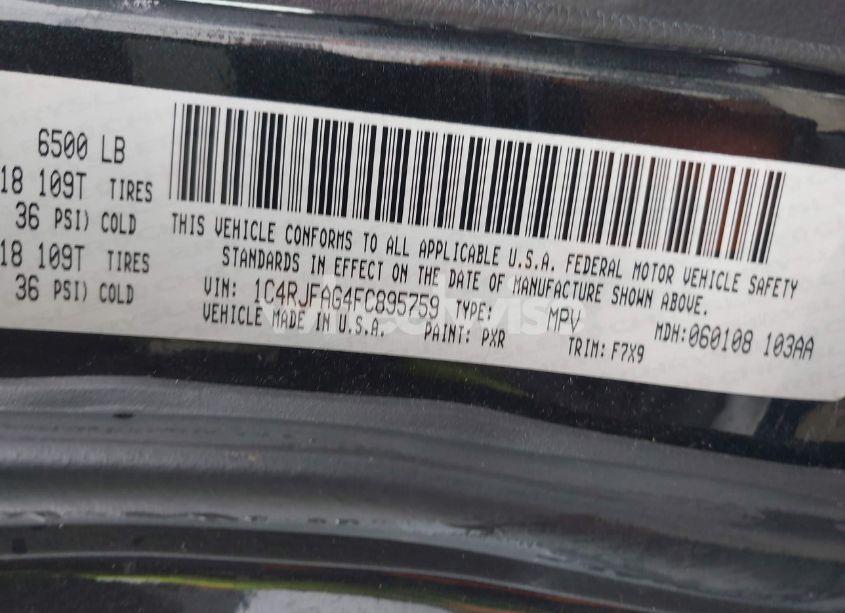 Photo 9 of 2015 Jeep Grand CHEROKEE LAREDO (VIN 1C4RJFAG4FC895759)