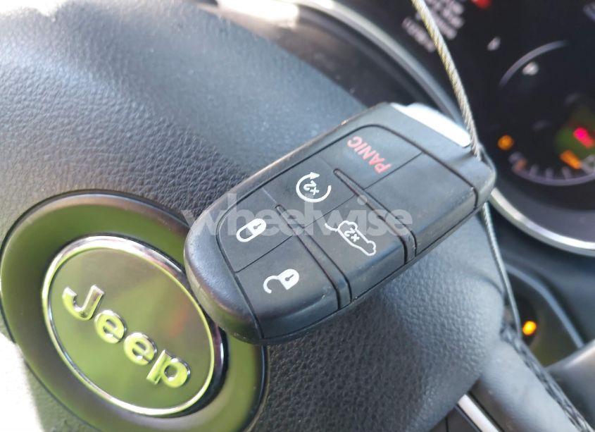 Photo 11 of 2015 Jeep Grand CHEROKEE ALTITUDE (VIN 1C4RJFAG4FC924869)