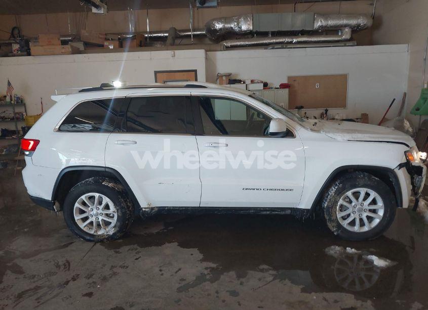 Photo 13 of 2016 Jeep Grand CHEROKEE LAREDO (VIN 1C4RJFAG4GC395831)