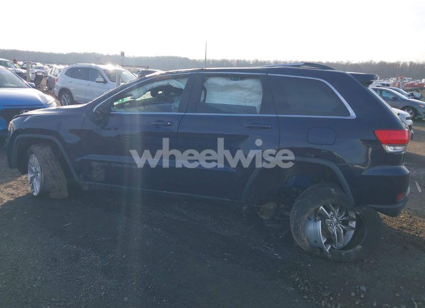 Photo 15 of 2017 Jeep Grand CHEROKEE LAREDO 4X4 (VIN 1C4RJFAG4HC849920)