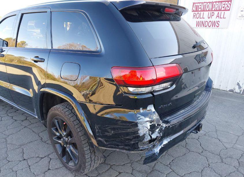 Photo 6 of 2017 Jeep Grand CHEROKEE ALTITUDE 4X4 (VIN 1C4RJFAG4HC894355)