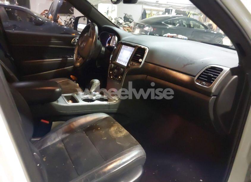 Photo 5 of 2017 Jeep Grand CHEROKEE ALTITUDE 4X4 (VIN 1C4RJFAG4HC894761)