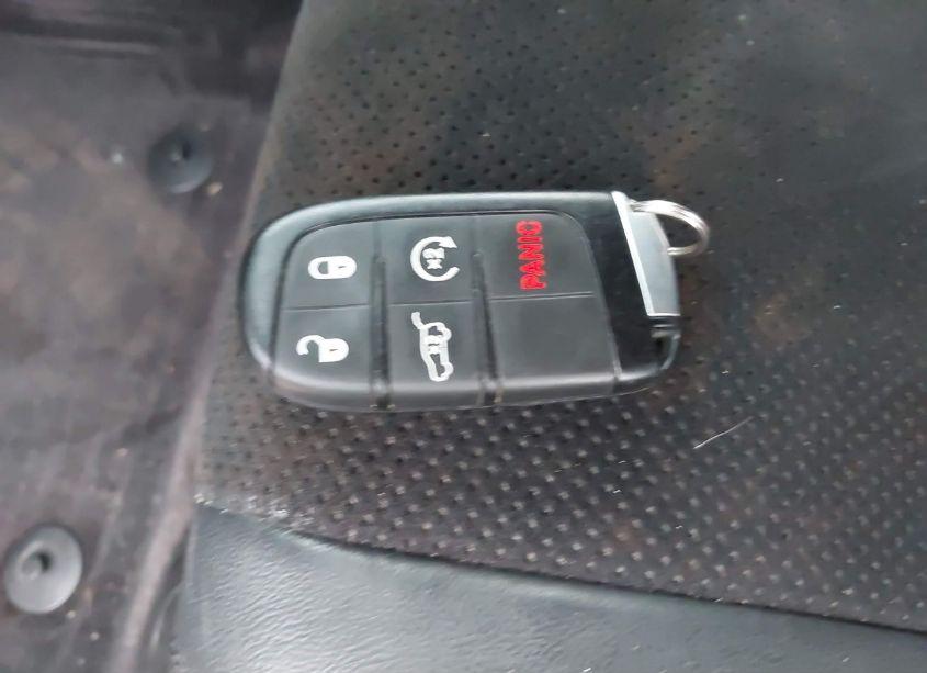 Photo 11 of 2018 Jeep Grand CHEROKEE ALTITUDE 4X4 (VIN 1C4RJFAG4JC123187)