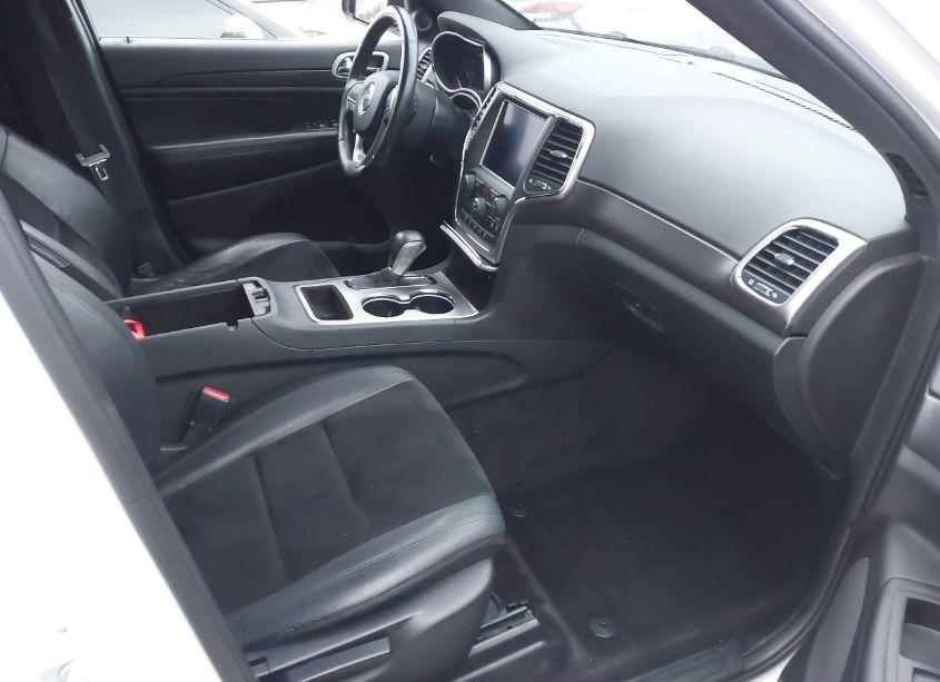 Photo 5 of 2018 Jeep Grand CHEROKEE ALTITUDE 4X4 (VIN 1C4RJFAG4JC123187)