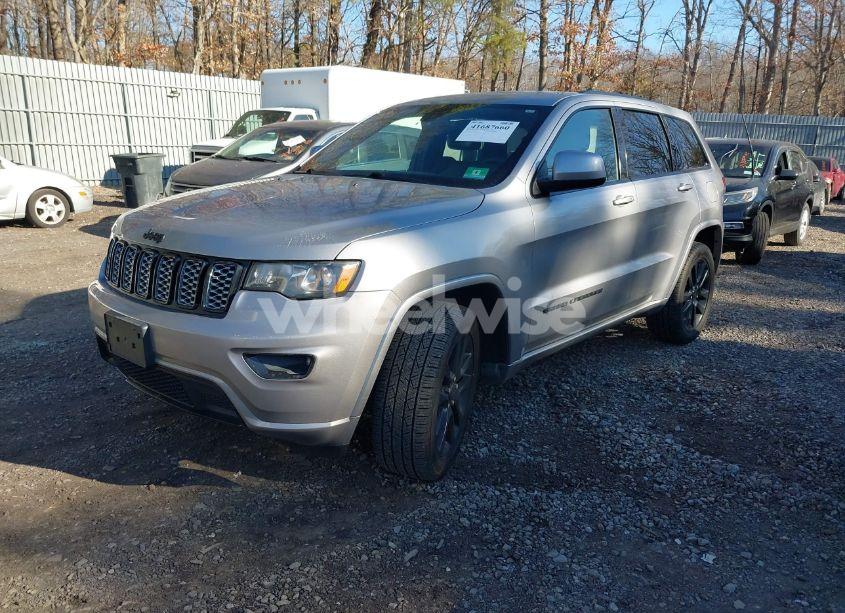 Photo 2 of 2018 Jeep Grand CHEROKEE ALTITUDE 4X4 (VIN 1C4RJFAG4JC227307)