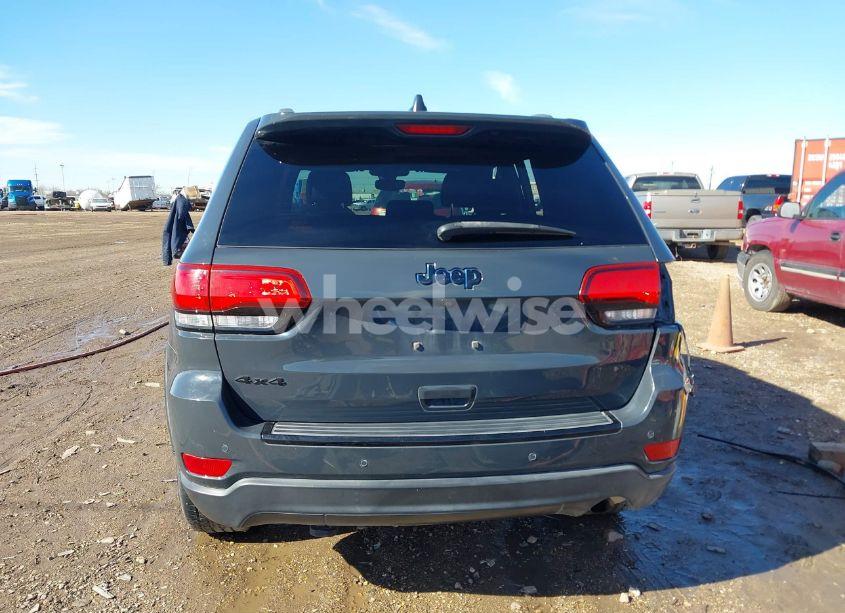 Photo 17 of 2018 Jeep Grand CHEROKEE UPLAND 4X4 (VIN 1C4RJFAG4JC370502)