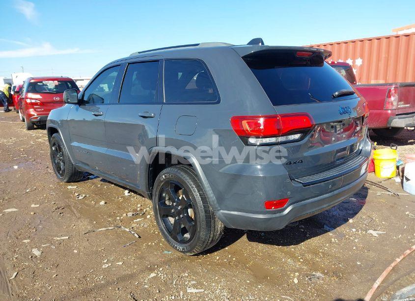 Photo 3 of 2018 Jeep Grand CHEROKEE UPLAND 4X4 (VIN 1C4RJFAG4JC370502)