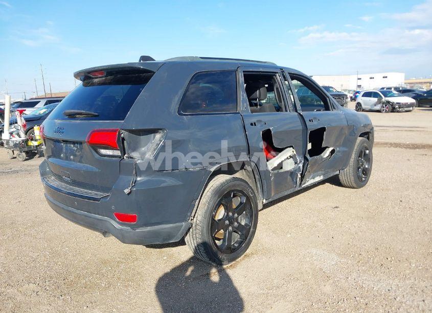 Photo 4 of 2018 Jeep Grand CHEROKEE UPLAND 4X4 (VIN 1C4RJFAG4JC370502)