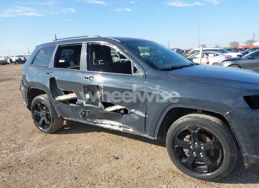 Photo 6 of 2018 Jeep Grand CHEROKEE UPLAND 4X4 (VIN 1C4RJFAG4JC370502)