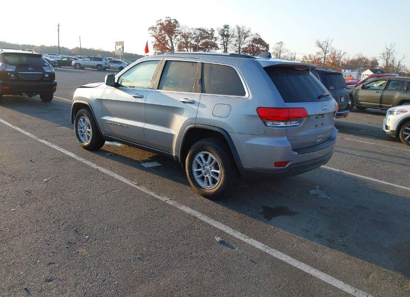 Photo 3 of 2018 Jeep Grand CHEROKEE LAREDO E 4X4 (VIN 1C4RJFAG4JC421707)