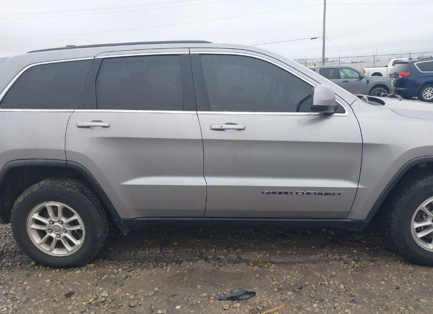 Photo 13 of 2018 Jeep Grand CHEROKEE LAREDO 4X4 (VIN 1C4RJFAG4JC457817)