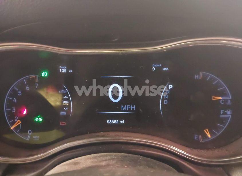 Photo 7 of 2018 Jeep Grand CHEROKEE LAREDO E 4X4 (VIN 1C4RJFAG4JC467568)