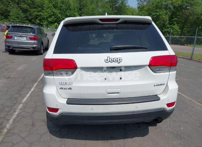 Photo 16 of 2018 Jeep Grand CHEROKEE LAREDO 4X4 (VIN 1C4RJFAG4JC506384)