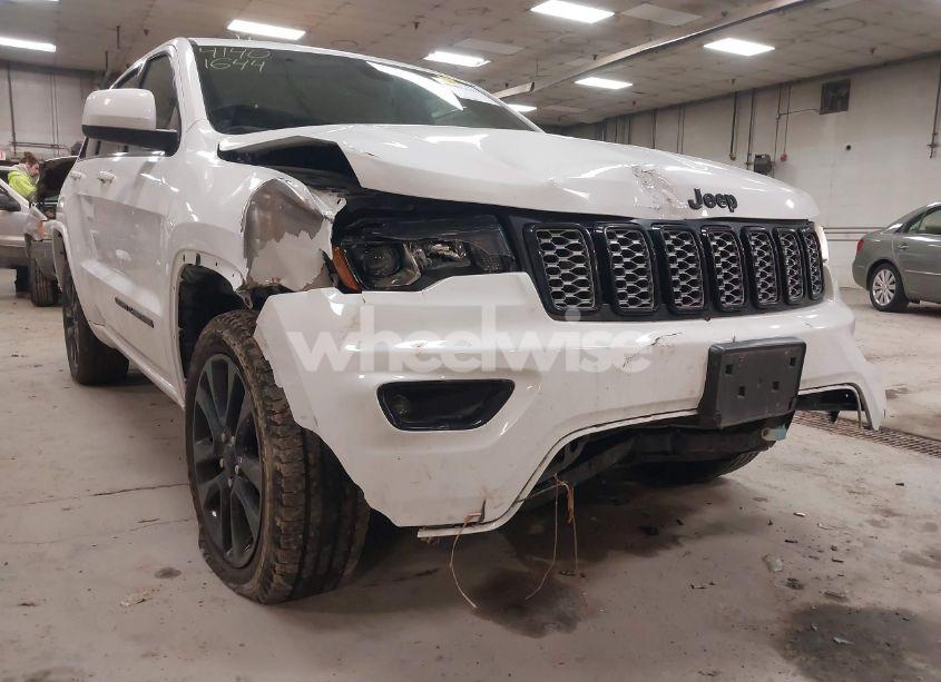 Photo 6 of 2019 Jeep Grand CHEROKEE ALTITUDE 4X4 (VIN 1C4RJFAG4KC590756)