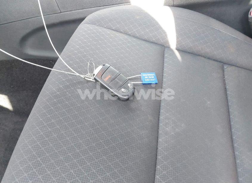 Photo 11 of 2019 Jeep Grand CHEROKEE LAREDO 4X4 (VIN 1C4RJFAG4KC607071)