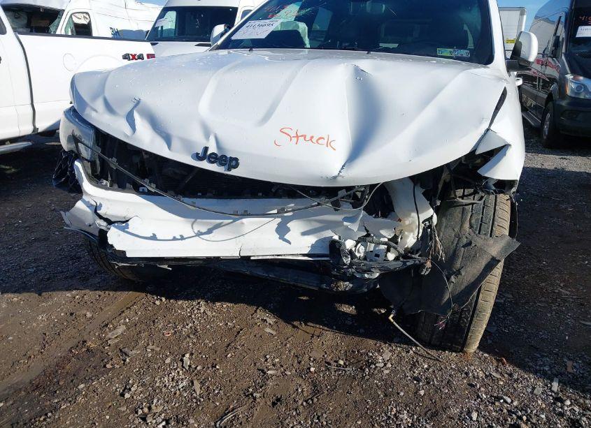 Photo 6 of 2020 Jeep Grand CHEROKEE ALTITUDE 4X4 (VIN 1C4RJFAG4LC326860)