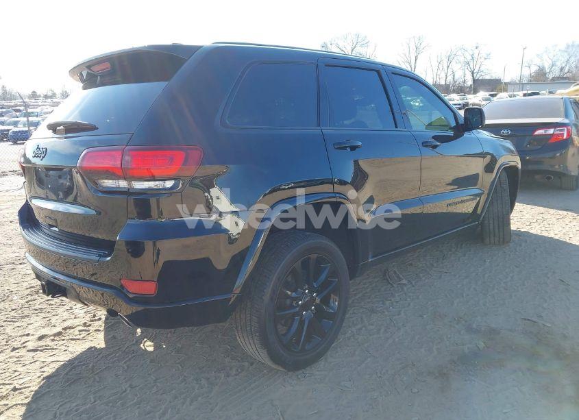 Photo 4 of 2021 Jeep Grand CHEROKEE LAREDO X 4X4 (VIN 1C4RJFAG4MC529961)