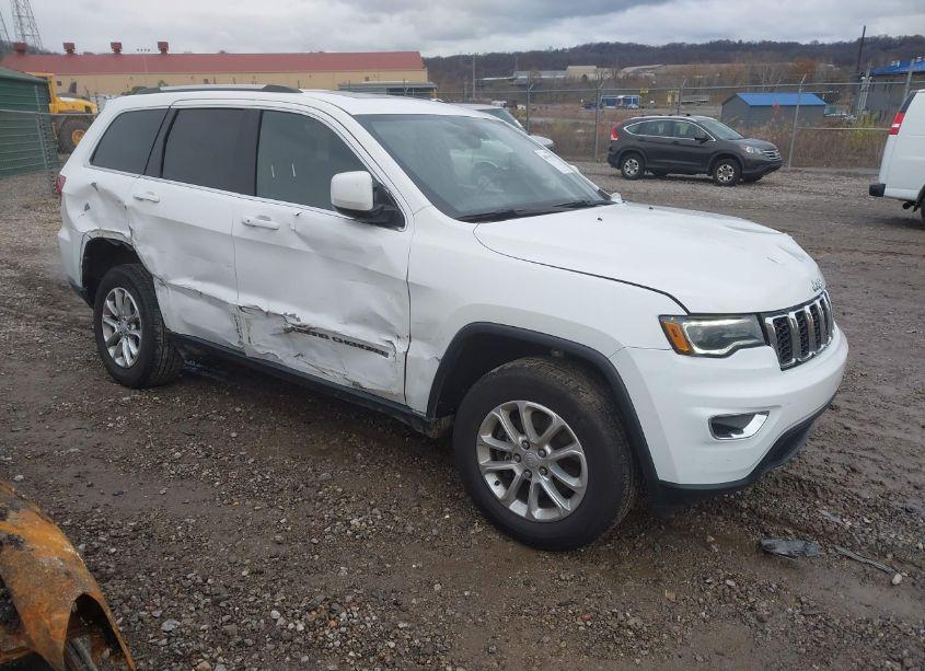 2021 Jeep Grand CHEROKEE LAREDO X 4X4 (VIN 1C4RJFAG4MC536473) main photo