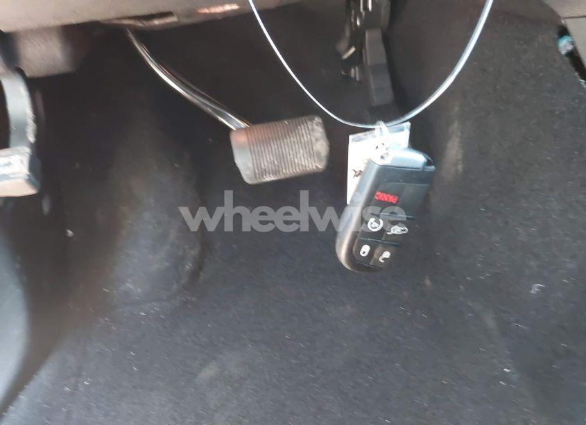 Photo 11 of 2021 Jeep Grand CHEROKEE LAREDO X 4X4 (VIN 1C4RJFAG4MC666723)