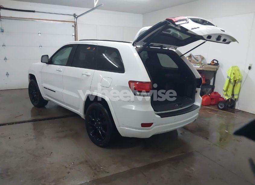 Photo 3 of 2022 Jeep Grand CHEROKEE WK LAREDO X 4X4 (VIN 1C4RJFAG4NC115595)
