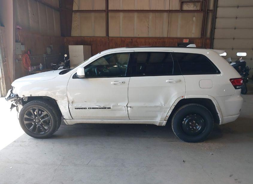 Photo 14 of 2022 Jeep Grand CHEROKEE WK LAREDO X 4X4 (VIN 1C4RJFAG4NC139976)
