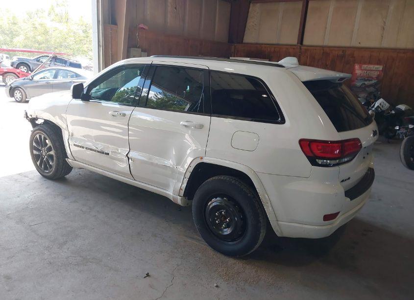 Photo 3 of 2022 Jeep Grand CHEROKEE WK LAREDO X 4X4 (VIN 1C4RJFAG4NC139976)