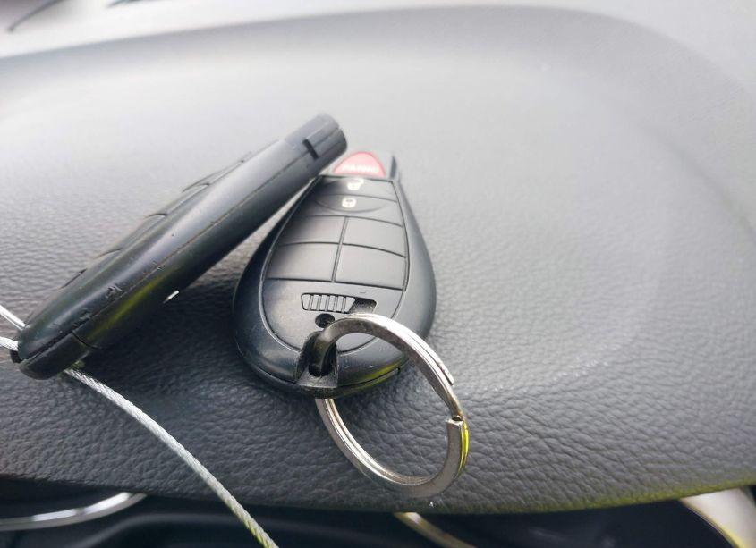 Photo 11 of 2012 Jeep Grand CHEROKEE LAREDO (VIN 1C4RJFAG5CC117613)