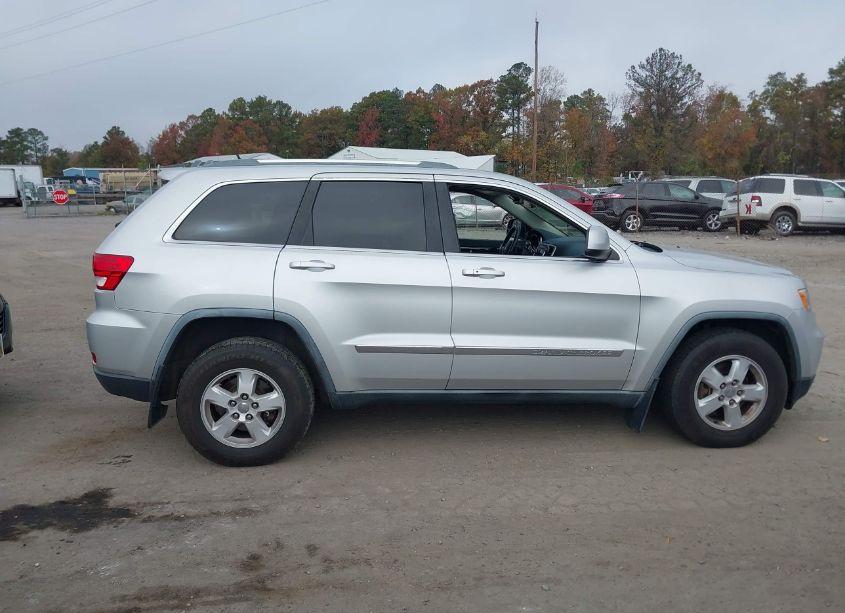 Photo 13 of 2012 Jeep Grand CHEROKEE LAREDO (VIN 1C4RJFAG5CC117613)
