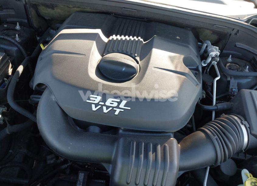 Photo 10 of 2012 Jeep Grand CHEROKEE LAREDO (VIN 1C4RJFAG5CC118826)