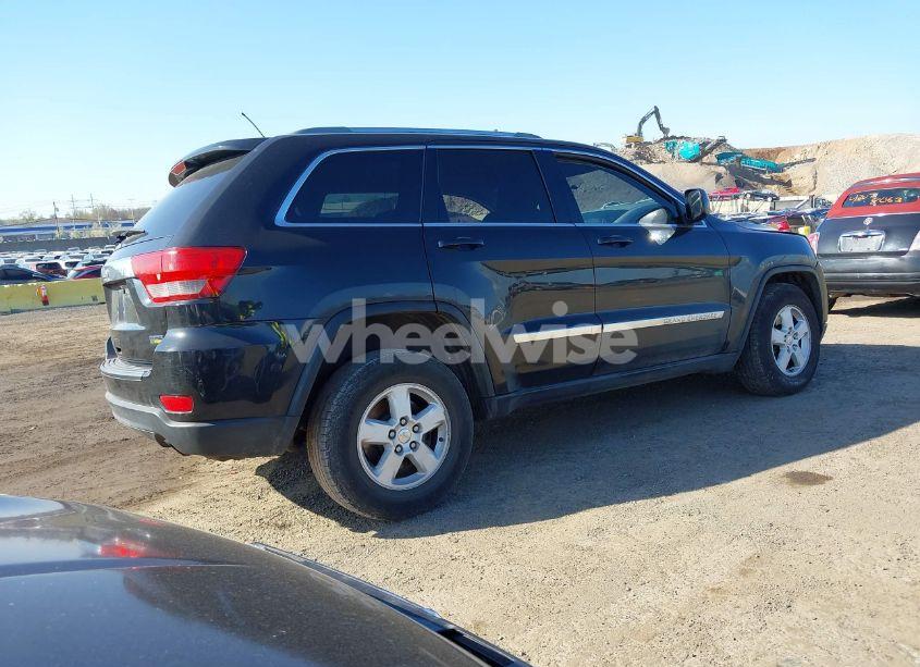 Photo 4 of 2012 Jeep Grand CHEROKEE LAREDO (VIN 1C4RJFAG5CC118826)