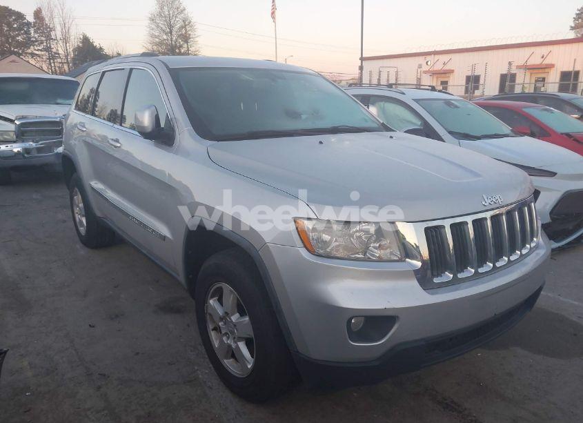 2012 Jeep Grand CHEROKEE LAREDO (VIN 1C4RJFAG5CC135643) main photo