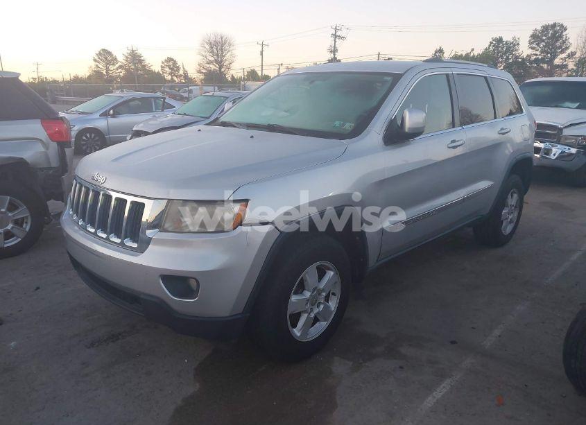 Photo 2 of 2012 Jeep Grand CHEROKEE LAREDO (VIN 1C4RJFAG5CC135643)