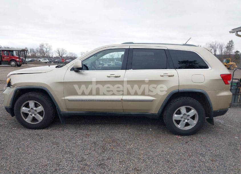 Photo 15 of 2012 Jeep Grand CHEROKEE LAREDO (VIN 1C4RJFAG5CC161661)