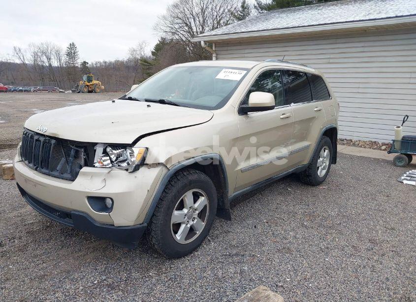 Photo 2 of 2012 Jeep Grand CHEROKEE LAREDO (VIN 1C4RJFAG5CC161661)