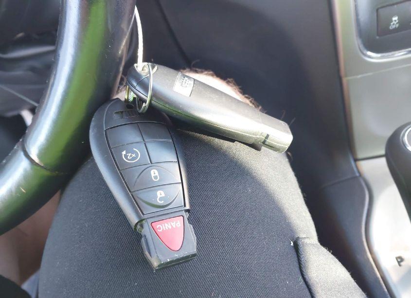 Photo 11 of 2012 Jeep Grand CHEROKEE LAREDO (VIN 1C4RJFAG5CC189007)