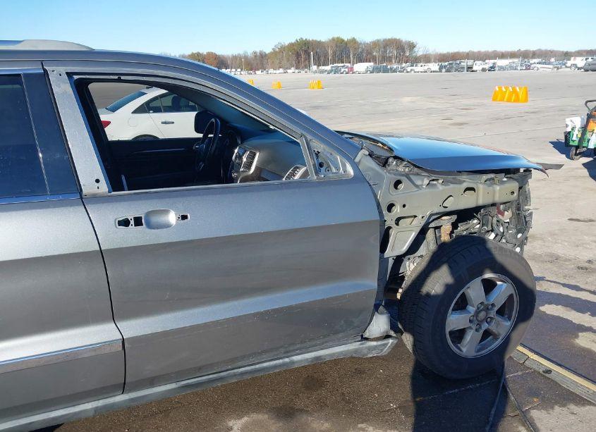 Photo 20 of 2012 Jeep Grand CHEROKEE LAREDO (VIN 1C4RJFAG5CC189007)