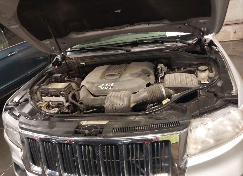 Photo 10 of 2012 Jeep Grand CHEROKEE LAREDO (VIN 1C4RJFAG5CC213709)