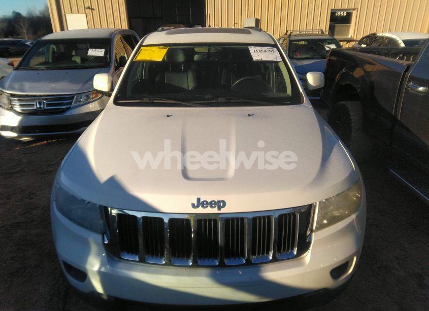 Photo 12 of 2012 Jeep Grand CHEROKEE LAREDO (VIN 1C4RJFAG5CC255457)