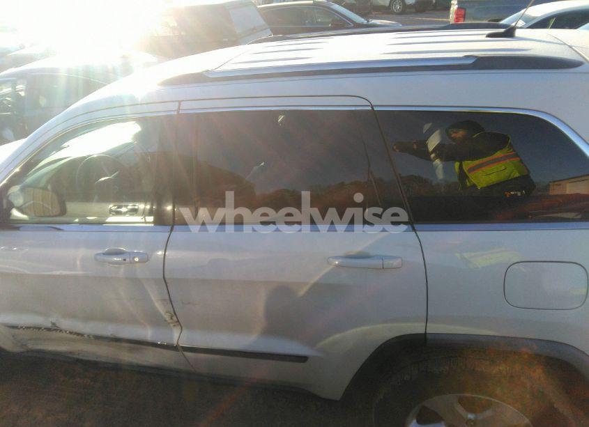 Photo 14 of 2012 Jeep Grand CHEROKEE LAREDO (VIN 1C4RJFAG5CC255457)