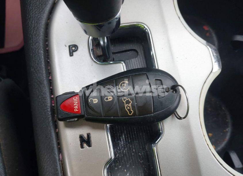 Photo 11 of 2012 Jeep Grand CHEROKEE LAREDO (VIN 1C4RJFAG5CC310859)