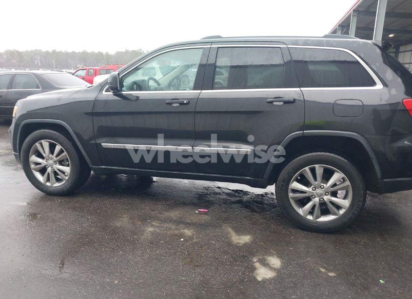 Photo 14 of 2012 Jeep Grand CHEROKEE LAREDO (VIN 1C4RJFAG5CC310859)
